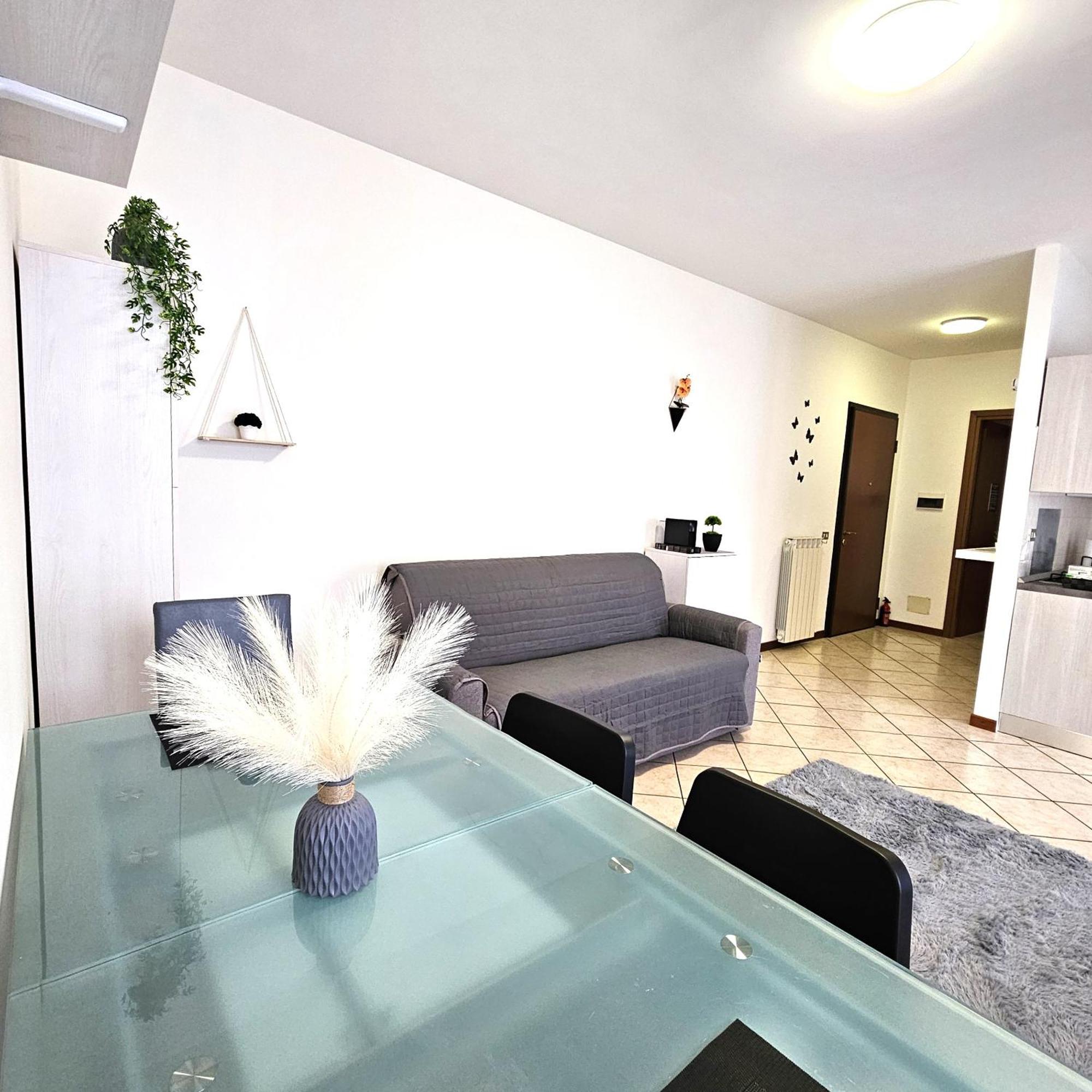 Appartamento Moderno Gallarate Exterior foto